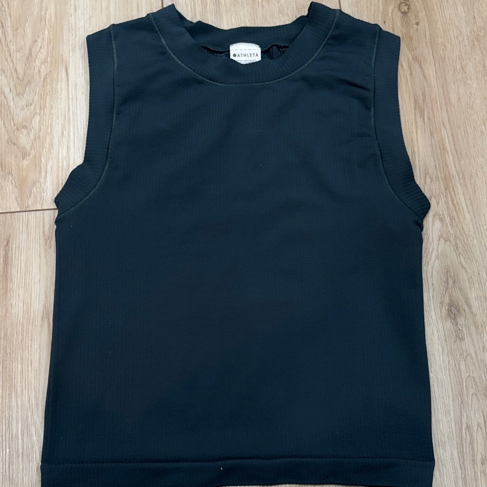 Athleta Classic Navy Blue Sleeveless Top